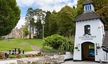 Cultra Inn
