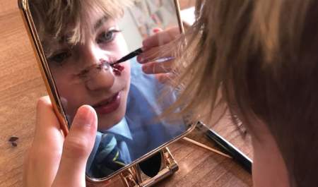 An Introduction to SFX Make-Up Workshop with Connie McGrath (Ages: 14-17)