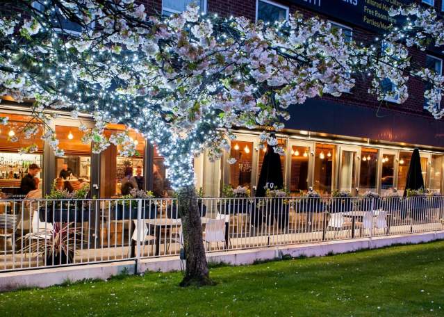 Deanes at Queens