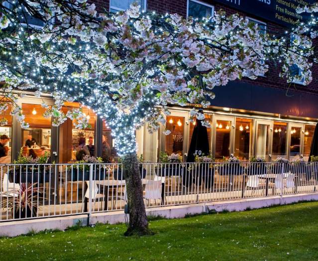 Deanes at Queens