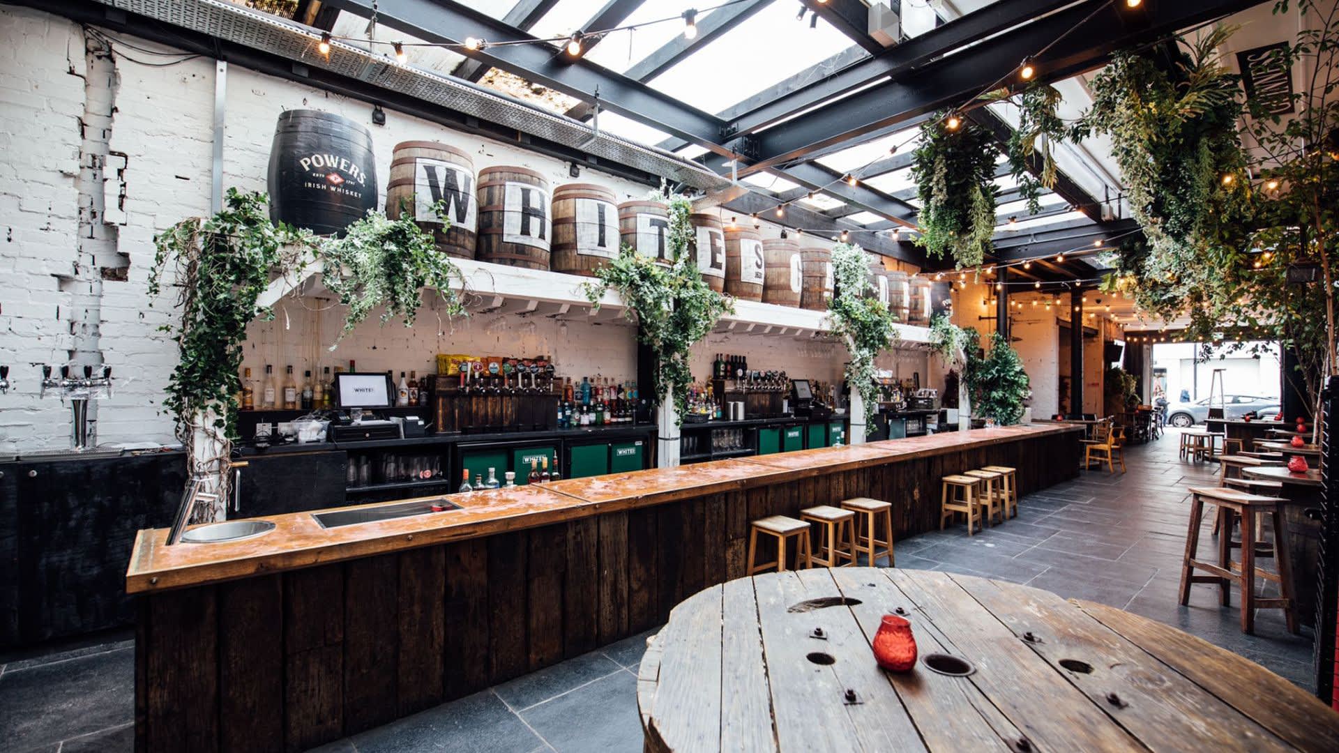 White’s Tavern & Garden