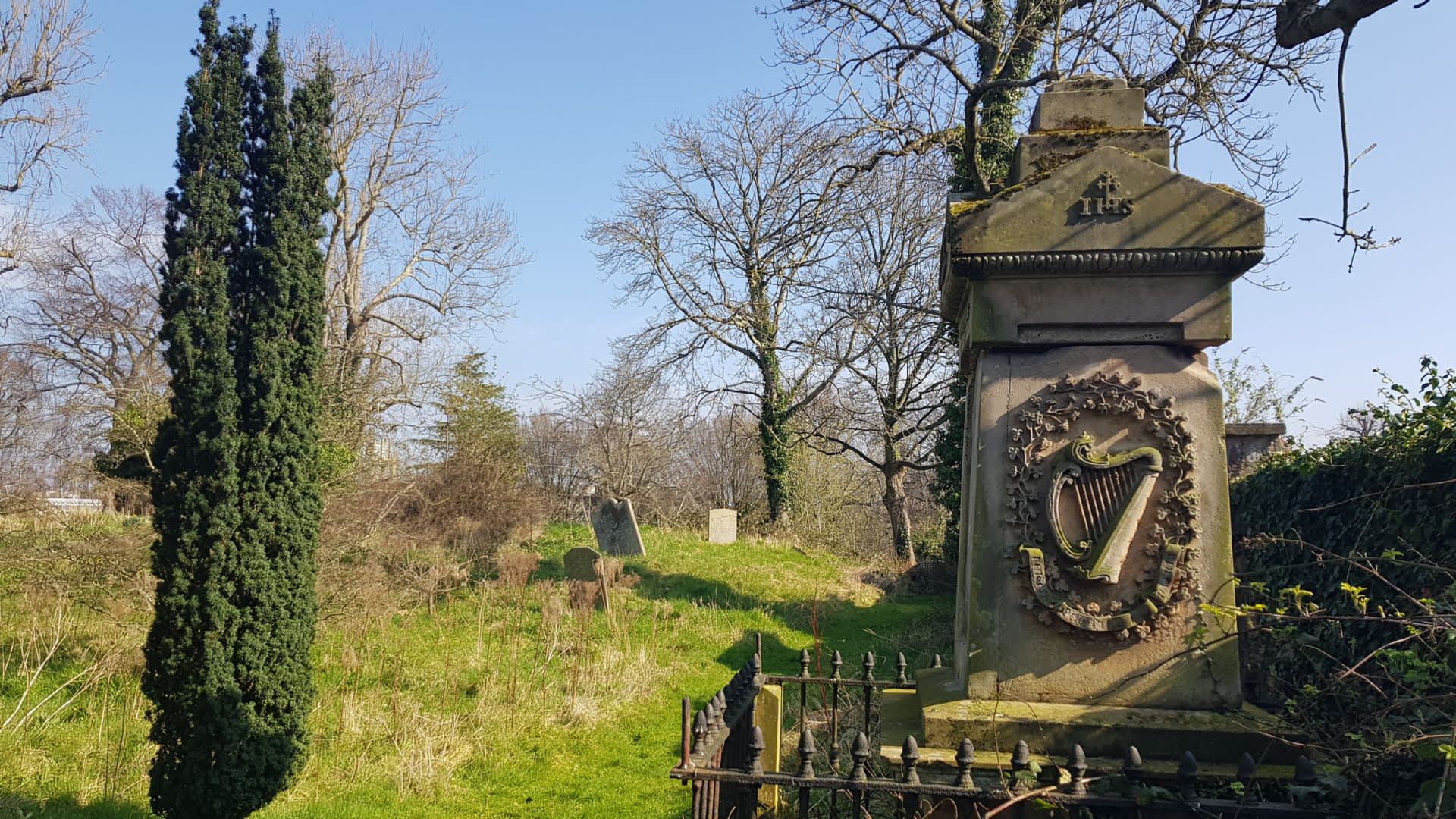 Deathless Verse | A Poetic Tour of Friar's Bush Graveyard