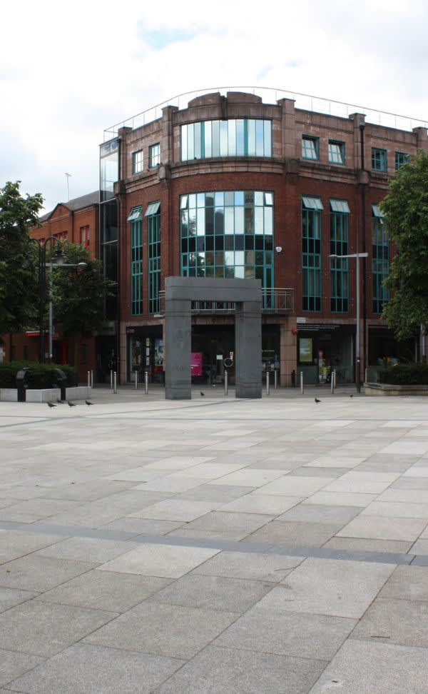 Belfast Literary Tour | Walking Tour