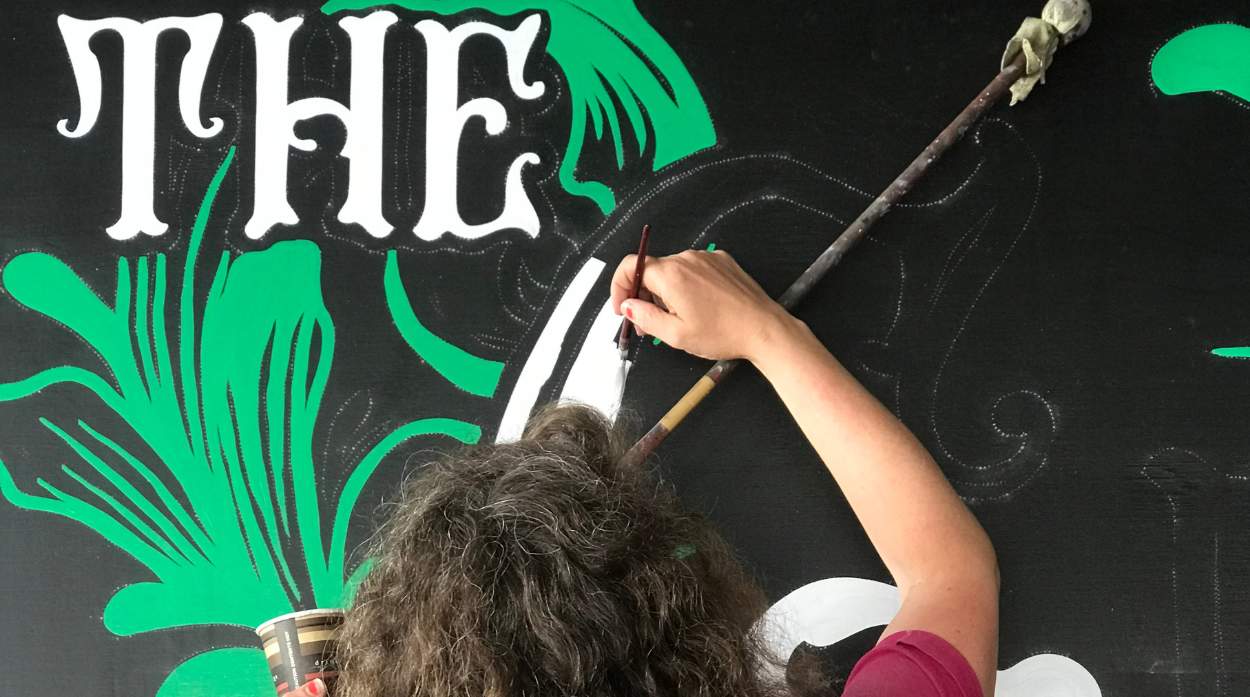 Signwriting with Laura Nelson for Culture Night!