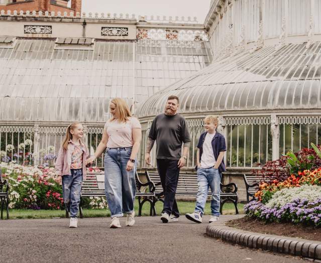 Family at Botanic Gardens