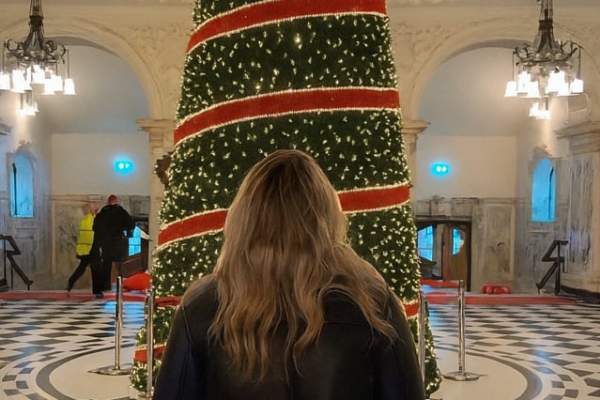 Video Thumbnail - vimeo - Festive Day Out In Belfast