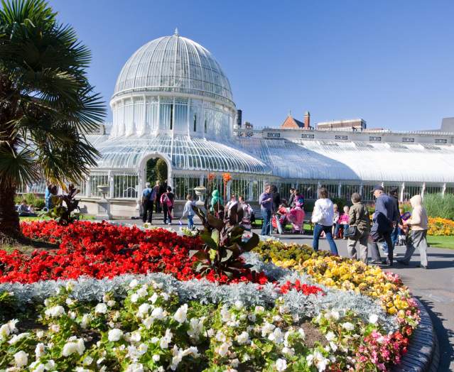 Botanic-Gardens-in-Summer