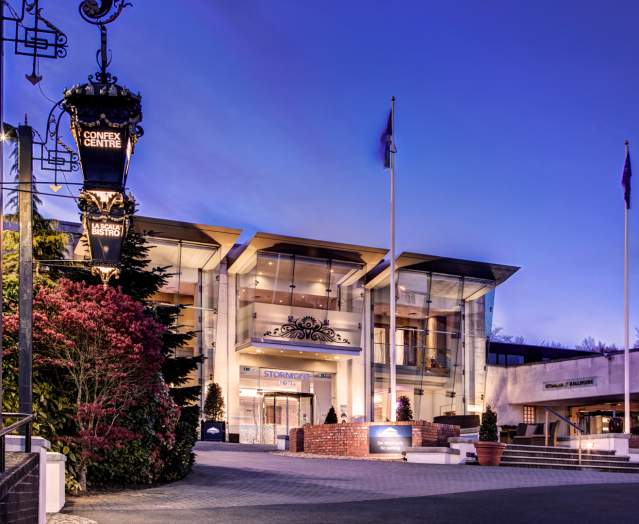 Stormont-hotel-outside