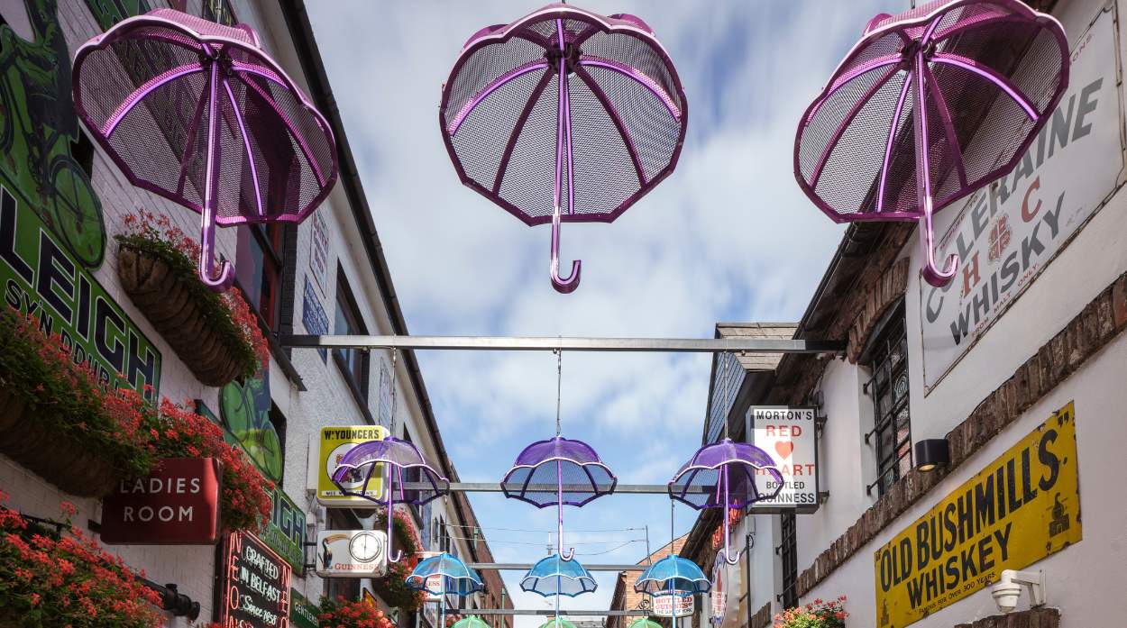Commercial Court - Umbrellas