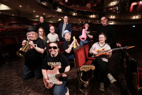 Grand Opera House with a New Show, Photocall