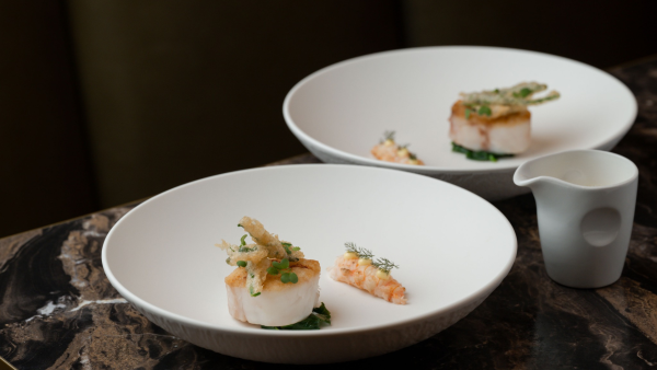 Seahorse Bar and Restaurant - Grand Central Hotel