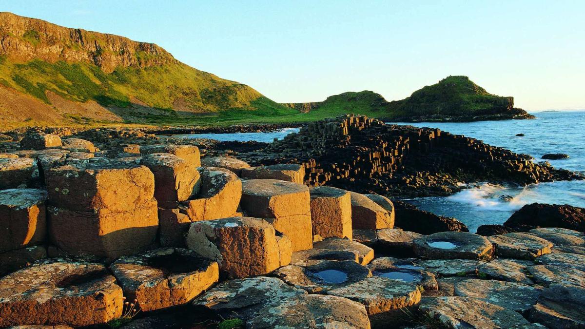 Image of the Giants Causeway.