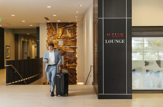 M Club Lounge