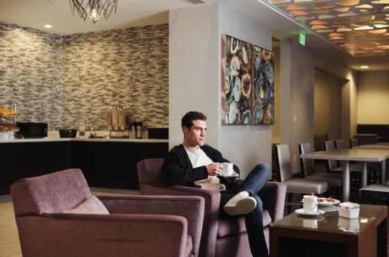 M Club Lounbge