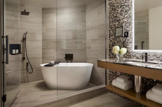 Junior Suite wet room bath option