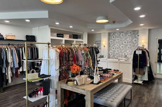 Reprise Pre-loved Consignment Boutique Interior 3