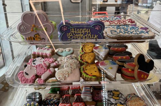 The Redd Dog Treat Bar