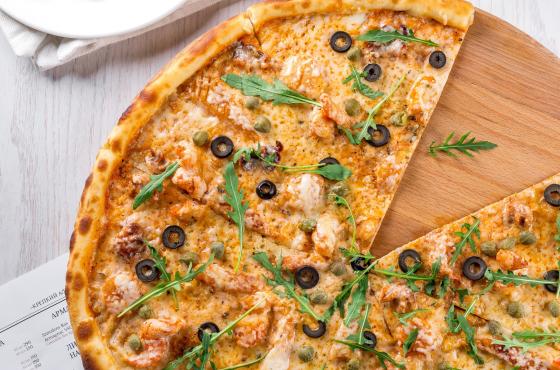 Cheese and Olive Pizza