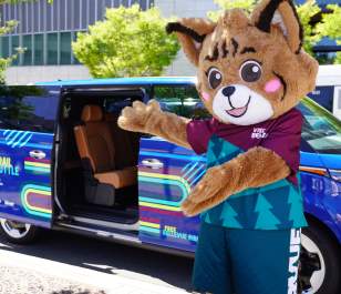 Bellevue's Light Rail Shuttle Pilot Program Launches