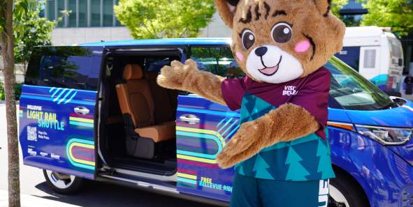 Bellevue's Light Rail Shuttle Pilot Program Launches