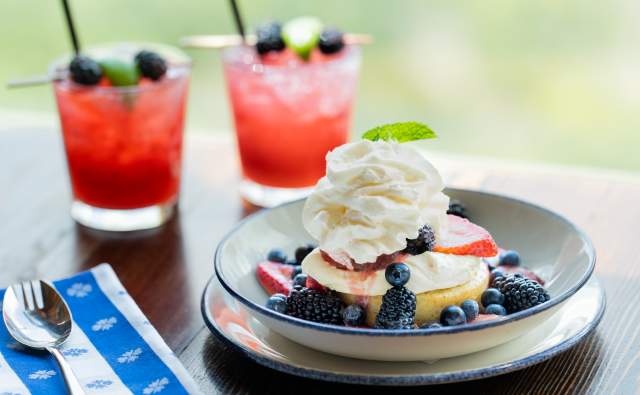 Peak Berry Season: U-Pick Farms, Berry Week Events & Summer Adventures