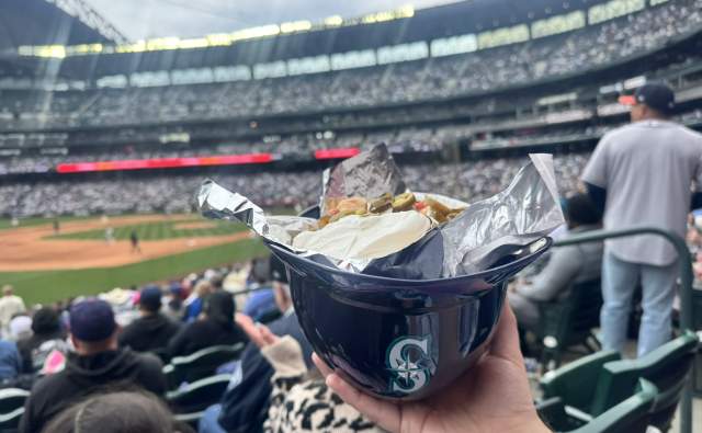 Skip the Parking: How to Get to a Mariners Game from Bellevue on Light Rail