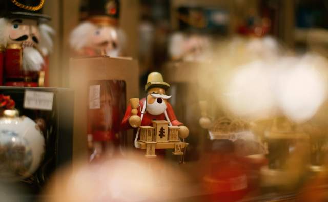 Shop Local: Top Small Businesses For Holiday Shopping