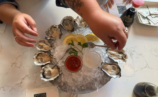 Bites of Bellevue Food Tour: Savor Local Flavors & Gems