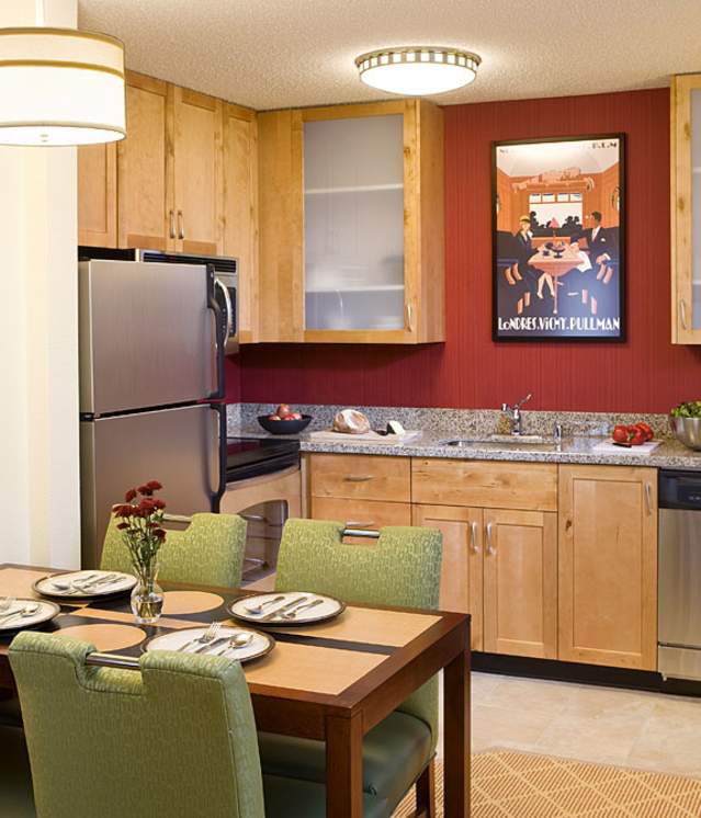 Residence Inn Bellevue Downtown Kitchen