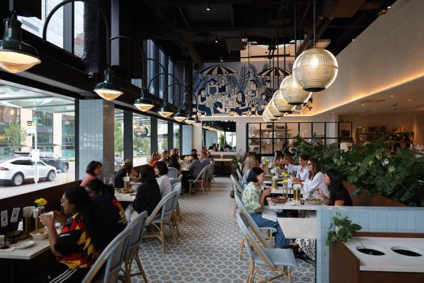 Sabine Cafe Restaurant in Bellevue