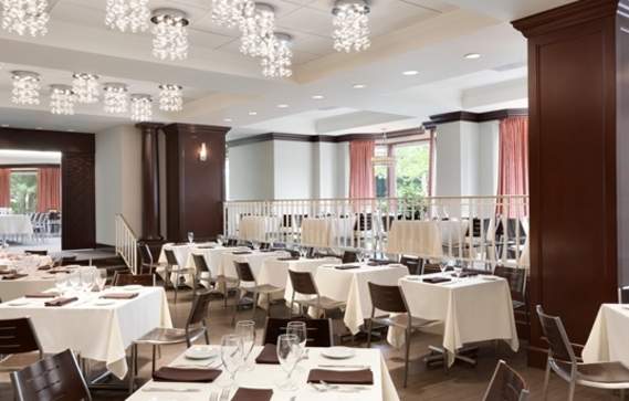 Grille at Hobbs Brook at Embassy Suites Hotel &#8211; Boston/Waltham