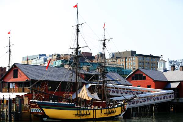Boston Tea Party Ships & Museum