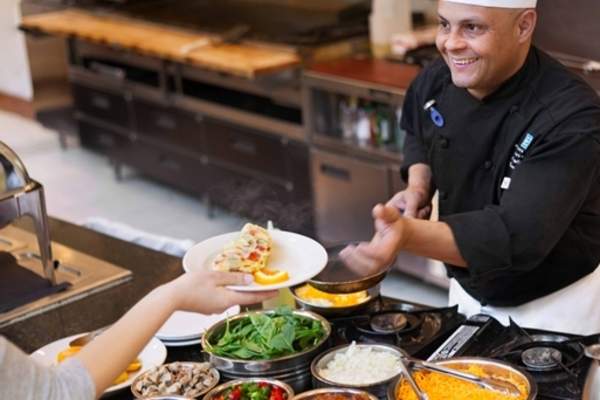 Porter Bar & Grill- Embassy Suites Boston at Logan Airport