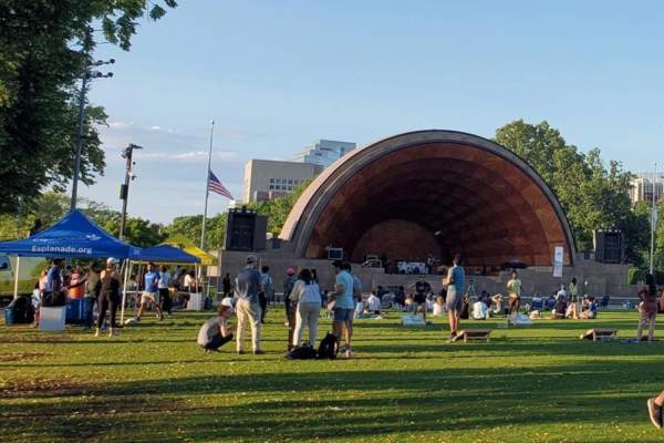 GroundBeat Concert Series: The Esplanade’s Free Riverfront Music