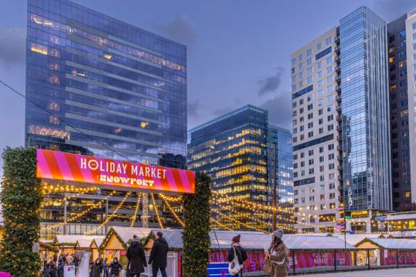 The Holiday Market at Snowport