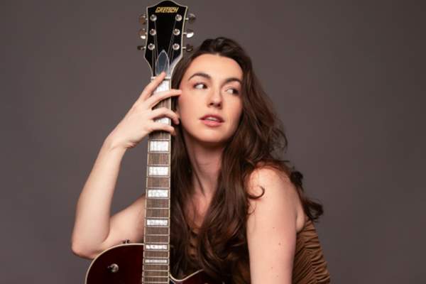 Live Music Featuring Lauren Scudder