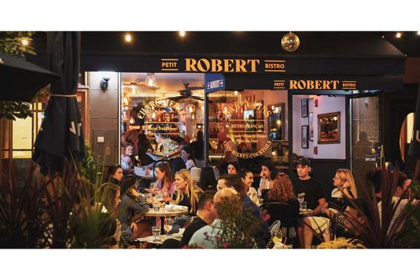 Petit Robert Bistro