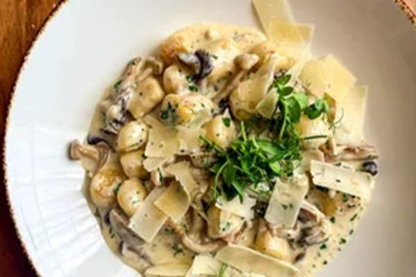 Easter Dining at CLINK.