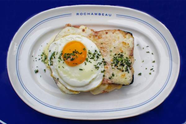 Easter Dining at Rochambeau