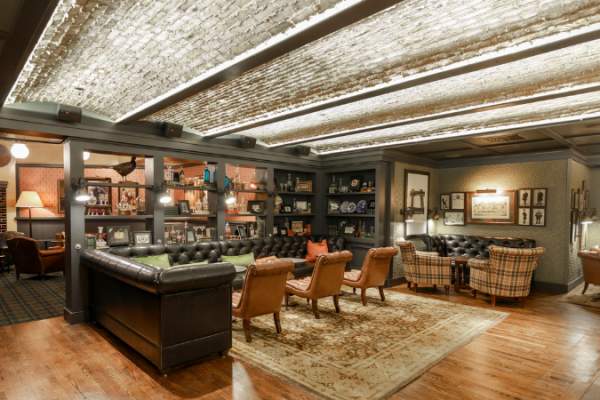 Grafton Street Pub & Grill