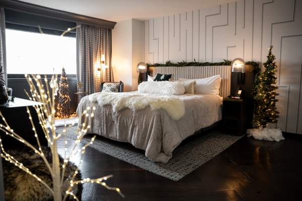 A Winter Elegance Suite: Cozy Escape in Back Bay