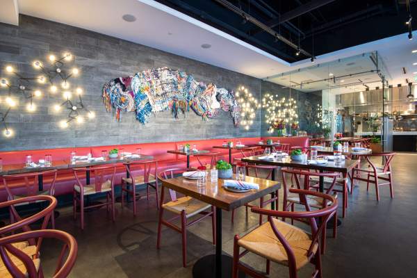 Para Maria at The Envoy Hotel, Autograph Collection