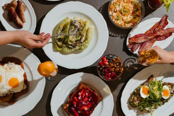 Easter Brunch at Vermilion Club