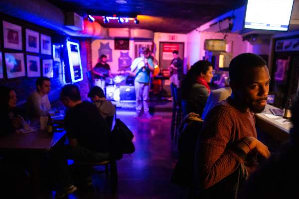 Daily Live Music at Wally's Cafe Jazz Club