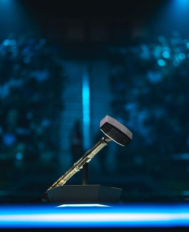 Six Invitational 2025 Hammer