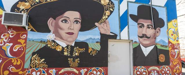 mural of mexican people, latin art