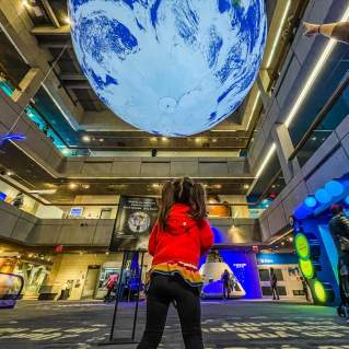 Kid at the Museum of Science