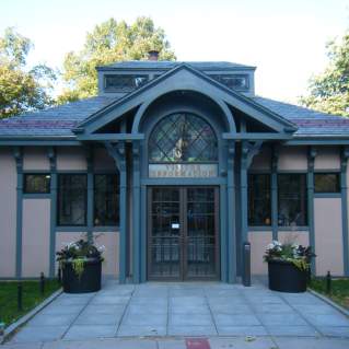 Front Entrance of Boston Common Visitor Center