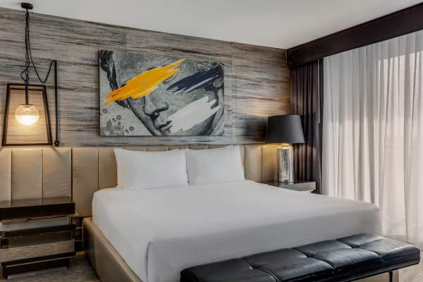 Revere Hotel