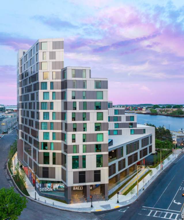 Hampton Inn By Hilton Boston Seaport